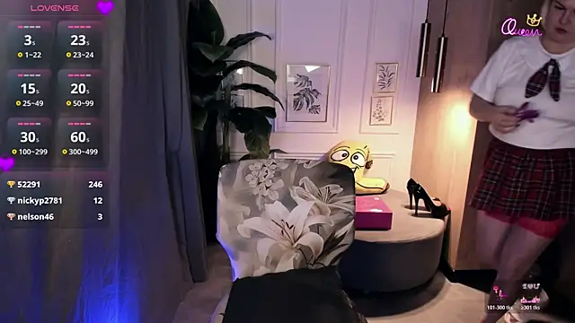 YolandaKiss Live XXX-Chat