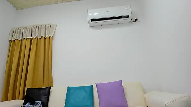 lustyfunteens Chat XXX in diretta