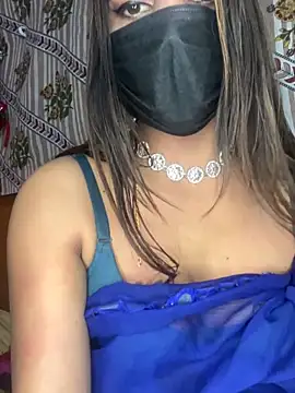 CUTI-NAINA Live XXX-chat