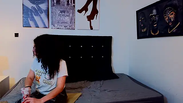 دردشة Zoe-yanin الجنسية المباشرة