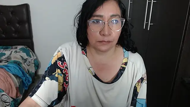 Grace_mature_milf 现场XXX聊天