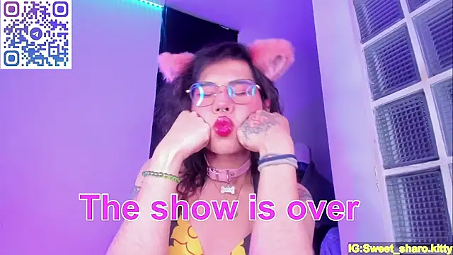 XXX chat uživo modela Sweet-SharoKitty