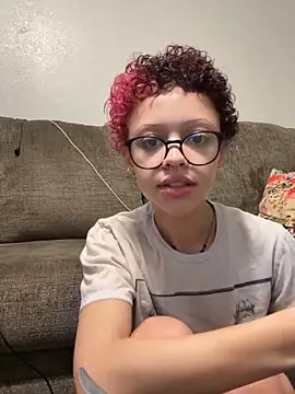 Živý XXX chat jojosbizarrelyf