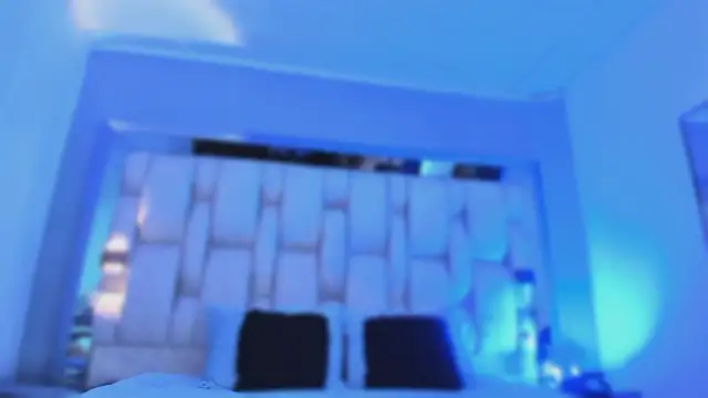 Chat +18 de revenmiller_ ao vivo