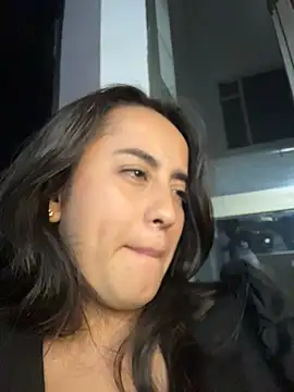 Antonella_Julieta – Naživo XXX chat