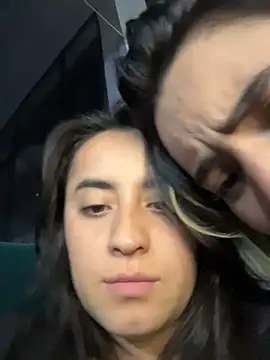 Antonella_Julieta 웹캠 쇼