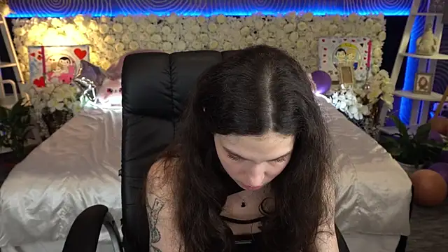 BabyFlowerrのライブXXXチャット