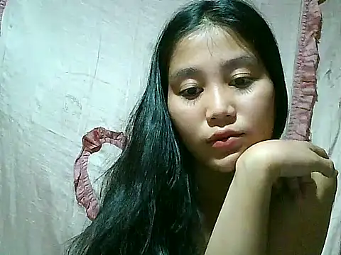 SexyAsianPussy4u Adlı Modelin Web Kamerası Şovu