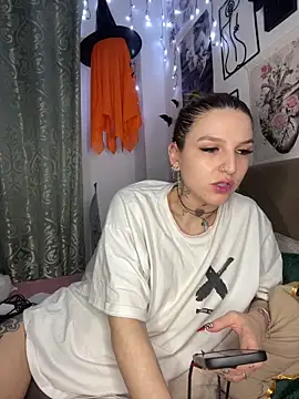 MoonAgnes: απευθείας συνομιλία ΧΧΧ