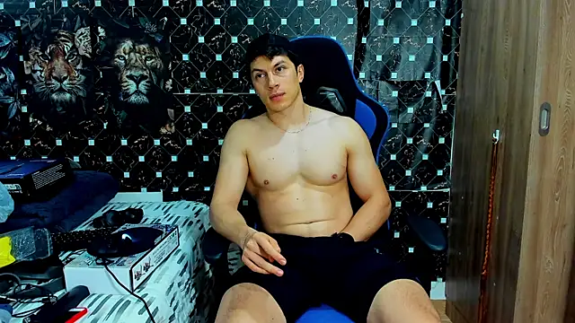 javiersexymann élő XXX-chatje