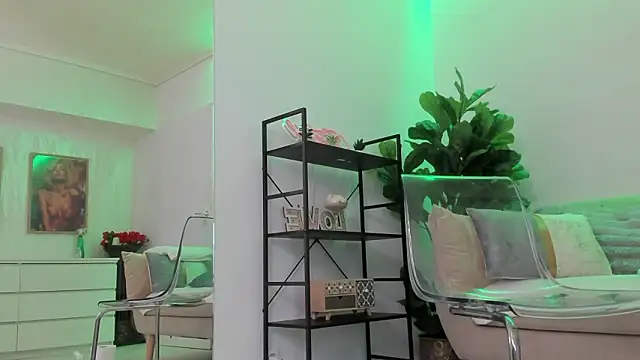 Moon_Shard's Live XXX Chat