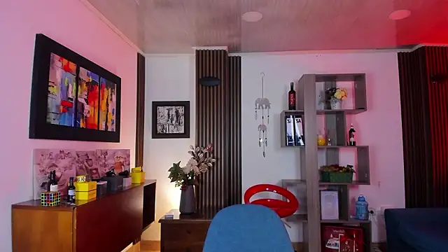 ValentinaNoir Live XXX Chat