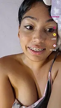 Putaalexa: απευθείας συνομιλία ΧΧΧ