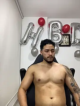 MattiaDupont élő XXX-chatje