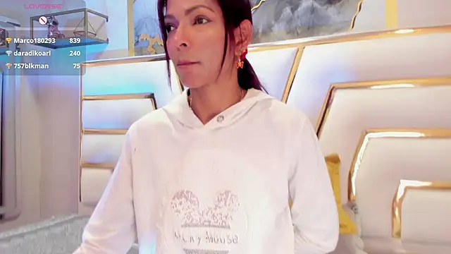 HannaPetit's Live XXX Chat