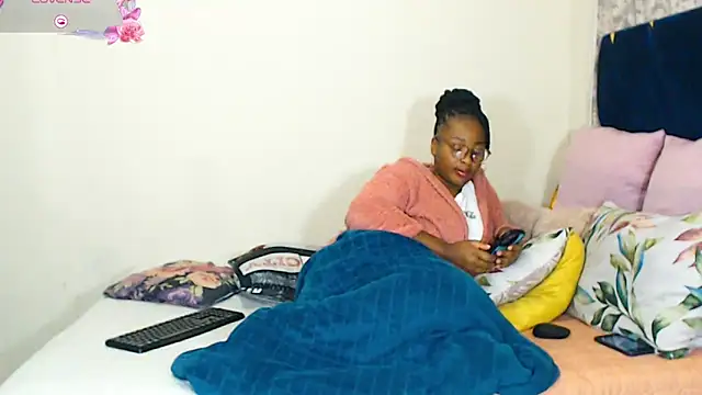 veronica1xxx's Live XXX Chat