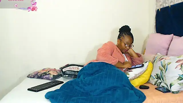 veronica1xxx's Live XXX Chat