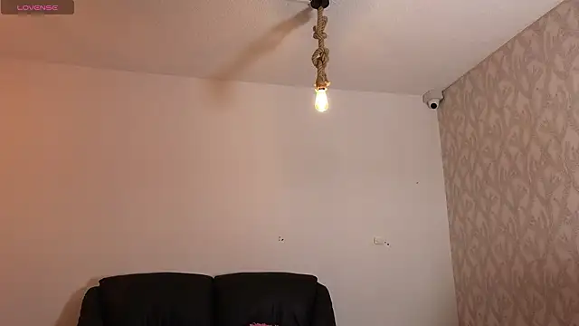 ela_petitn Live XXX chat