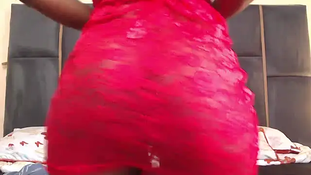 TINNATAYLOR Show Webcam