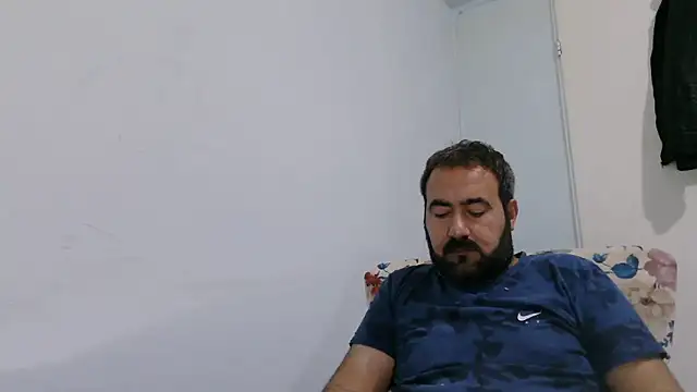 mio_jaks Adlı Modelin Canlı XXX Sohbeti