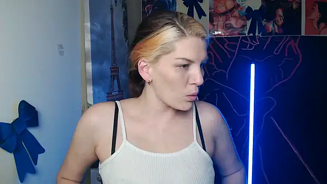 VanessaRey_ élő XXX-chatje