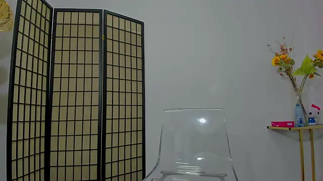 MiaNoirr Live XXX-chat