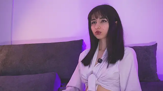 angelinepossy 现场XXX聊天