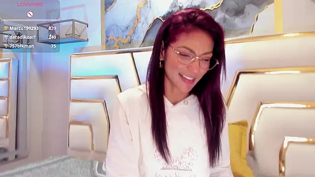 HannaPetit Live XXX-chat