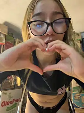 melody-dy's Live XXX Chat