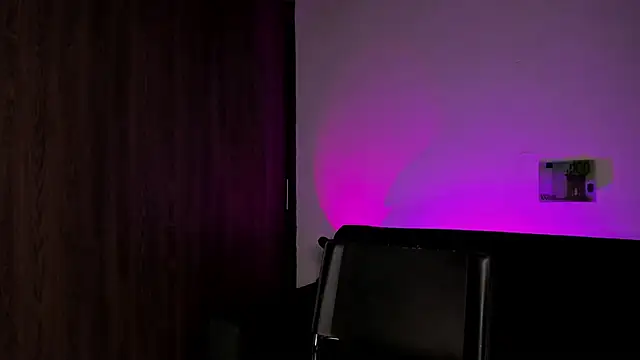 XXX chat uživo modela natevillage