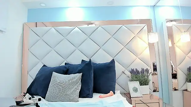 crystalstonee 라이브 XXX 채팅