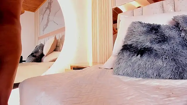 Naughty__Mom's Live XXX Chat