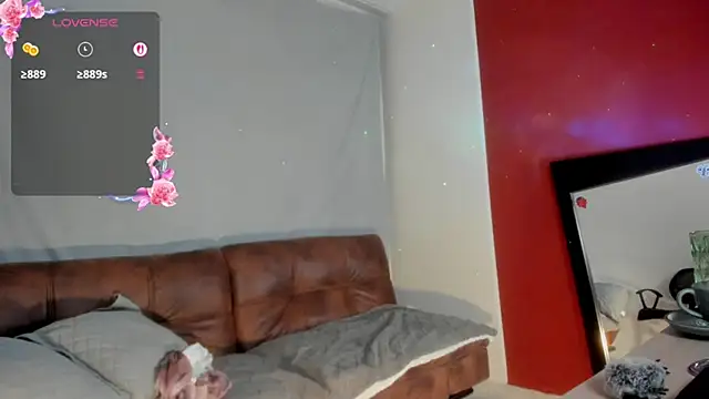 La_Diabla_111_ Live XXX-Chat