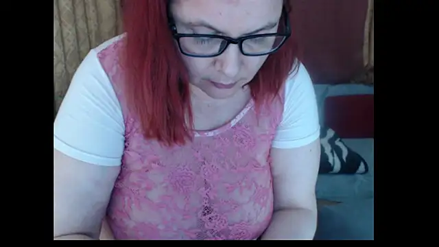 PlayfullMature – Naživo XXX chat