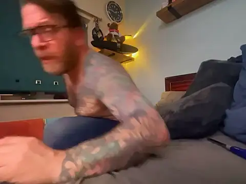 Tattooednakedguy Live XXX-chat