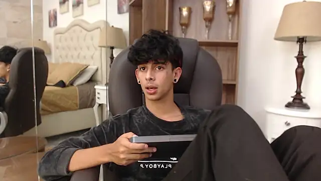 Ibratxandy's Live XXX Chat