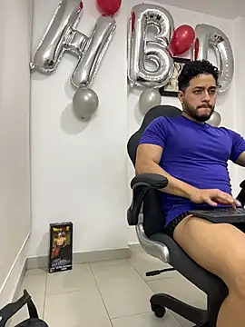 Czat XXX na żywo – MattiaDupont