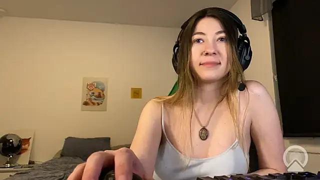 chibi_moon_ live XXX chat