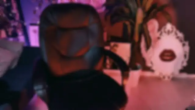 Noah_ElmerX's Live XXX Chat