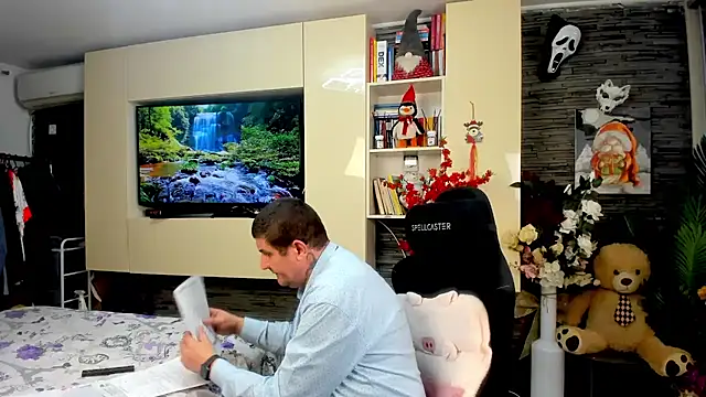 Chatroom XXX en direct de SpartacusDaddy48