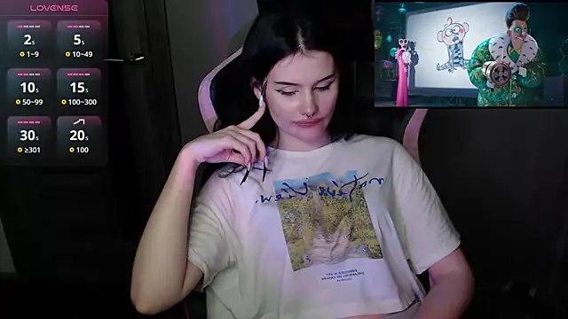 Moon_raven's Webcam Show