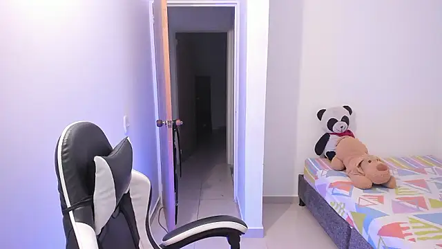 Asta_YunoXXX Adlı Modelin Web Kamerası Şovu