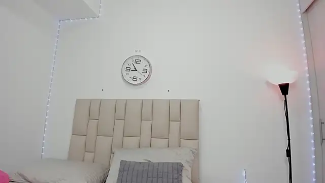 Онлайн чат XXX Sofia_Blosom