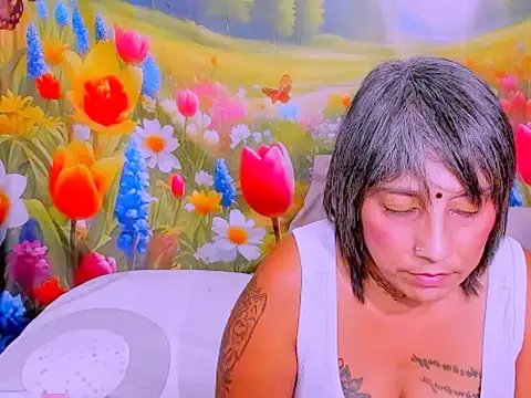 indianroxy 现场XXX聊天