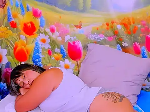 indianroxy élő XXX-chatje