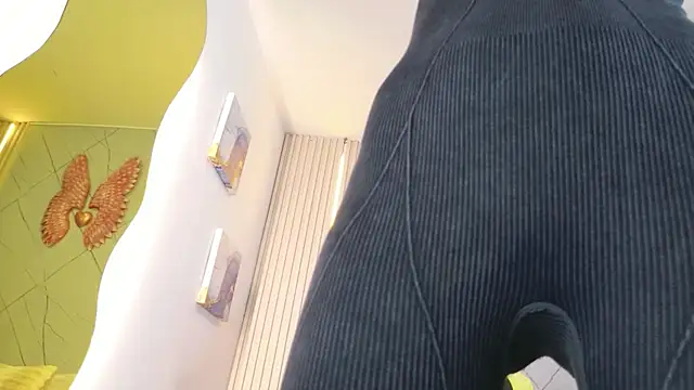 Sara_swift9's Webcam Show