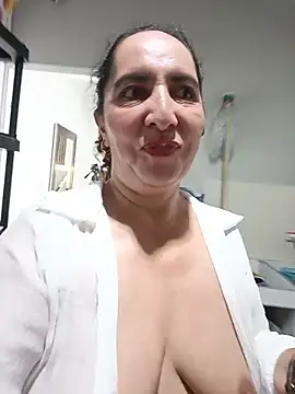 Luna_Naughty1 Chat XXX in diretta