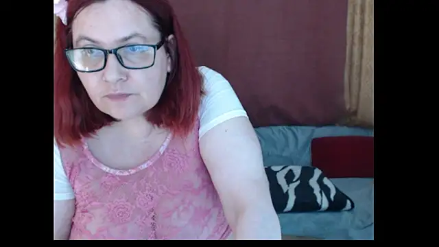 PlayfullMature Live XXX-chat