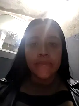 -Mia1 网络视讯表演