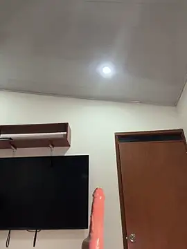 Izobeth Live XXX-chat